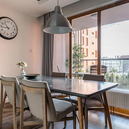 Apartment Motlawa Downtown Superior By Bookinghost
